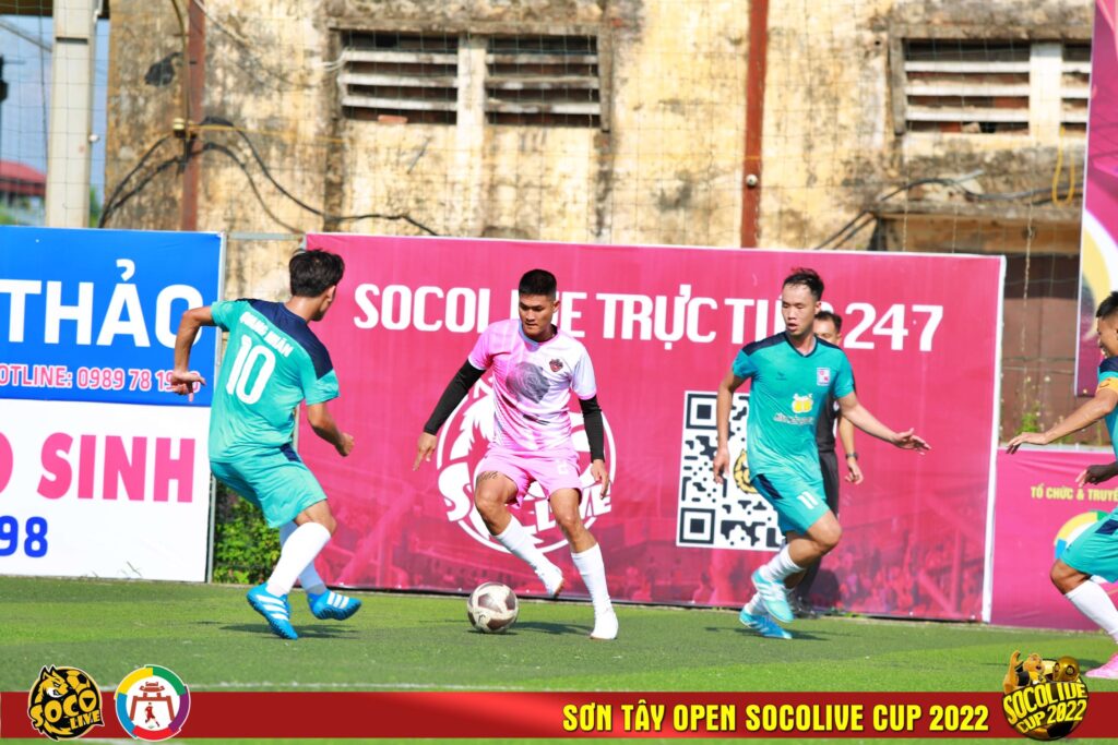 Hoa Hồng FC thể hiện xuất sắc với dàn siêu phủi chất lượng trong vòng 1 Sơn Tây Open Socolive Cup