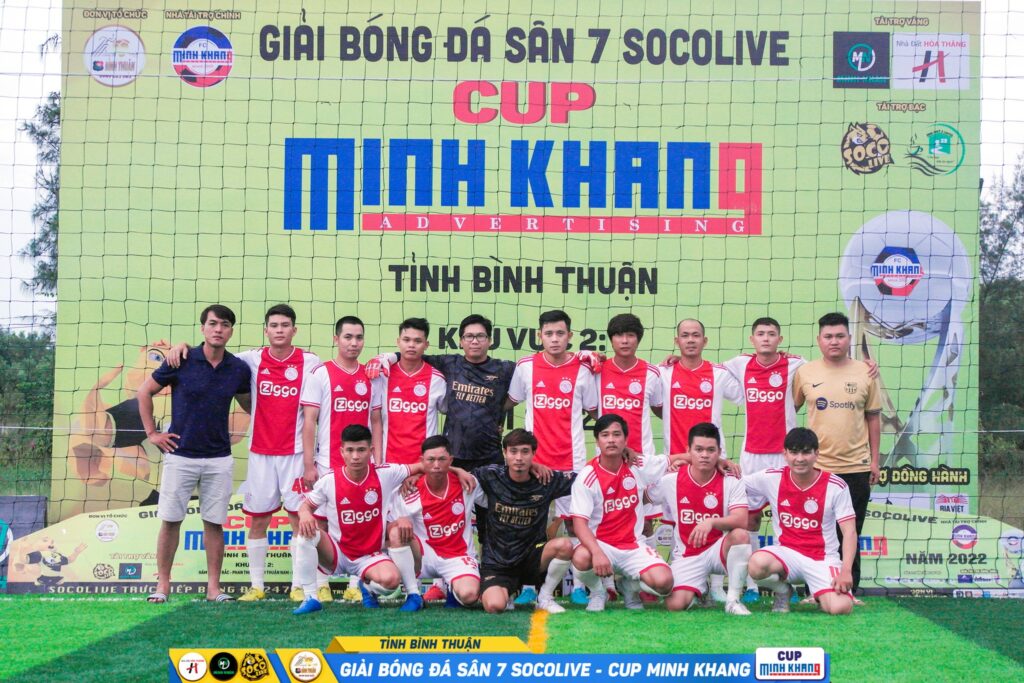 Đội hình ra sân của Thu Hằng FC tại giải bóng đá phủi Bình Thuận Socolive Cup Minh Khang 2022