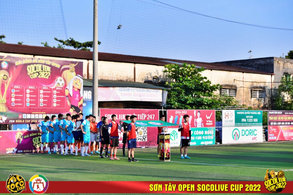 Bán Kết 2 Hữu Bằng FC và Lại Thượng FC tại Giải bóng đá Sơn Tây Open Socolive Cup 2022