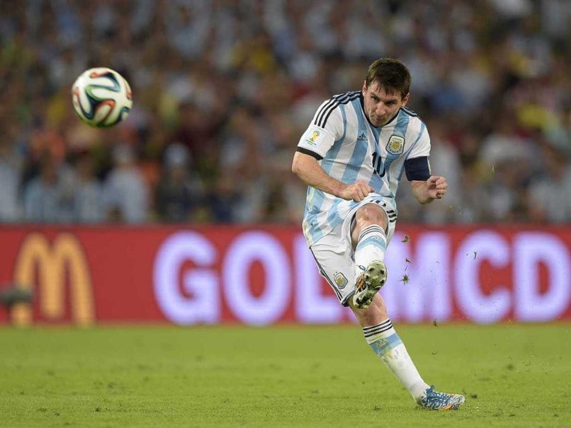 Pha kỹ thuật sút bóng đỉnh cao từ Messi