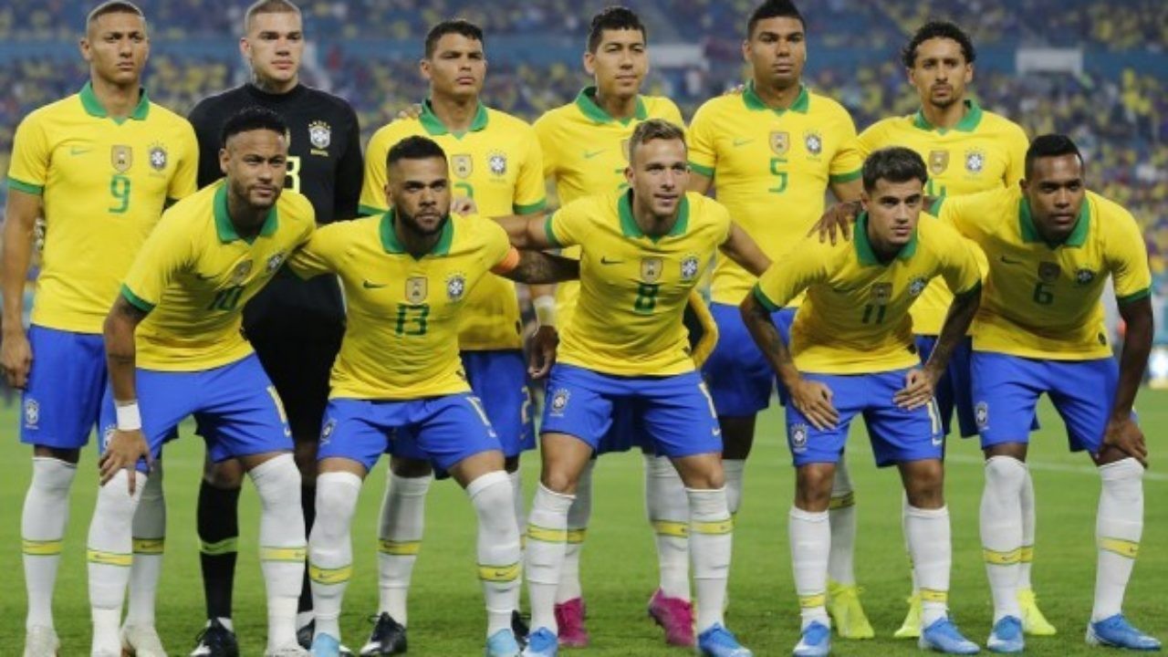 Toàn đội Brazil hùng mạnh