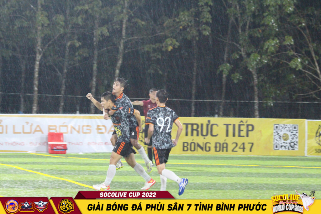 Bida Tom's FC dành chiến thắng trước Bảo Anh Land FC tại Chung Kết Socolive Cup Bình Phước