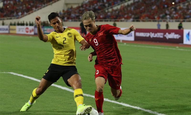 Malaysia đến Việt Nam trước 2 ngày diễn ra trận đấu lượt 2 - khu liên hiệp thể thao quốc gia tạo mọi điều kiện cho 2 đội