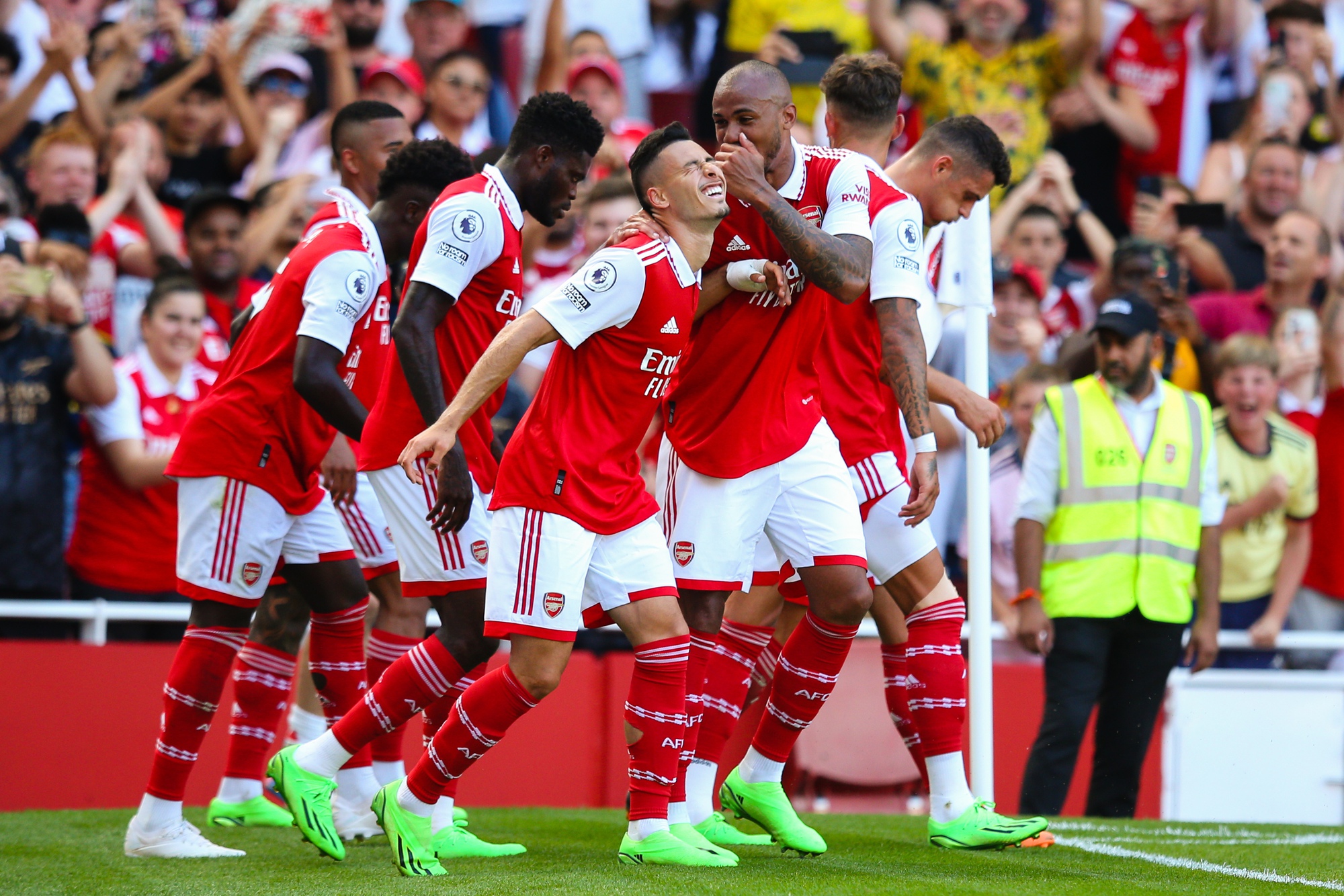 Arsenal ăn mừng chiến thắng 