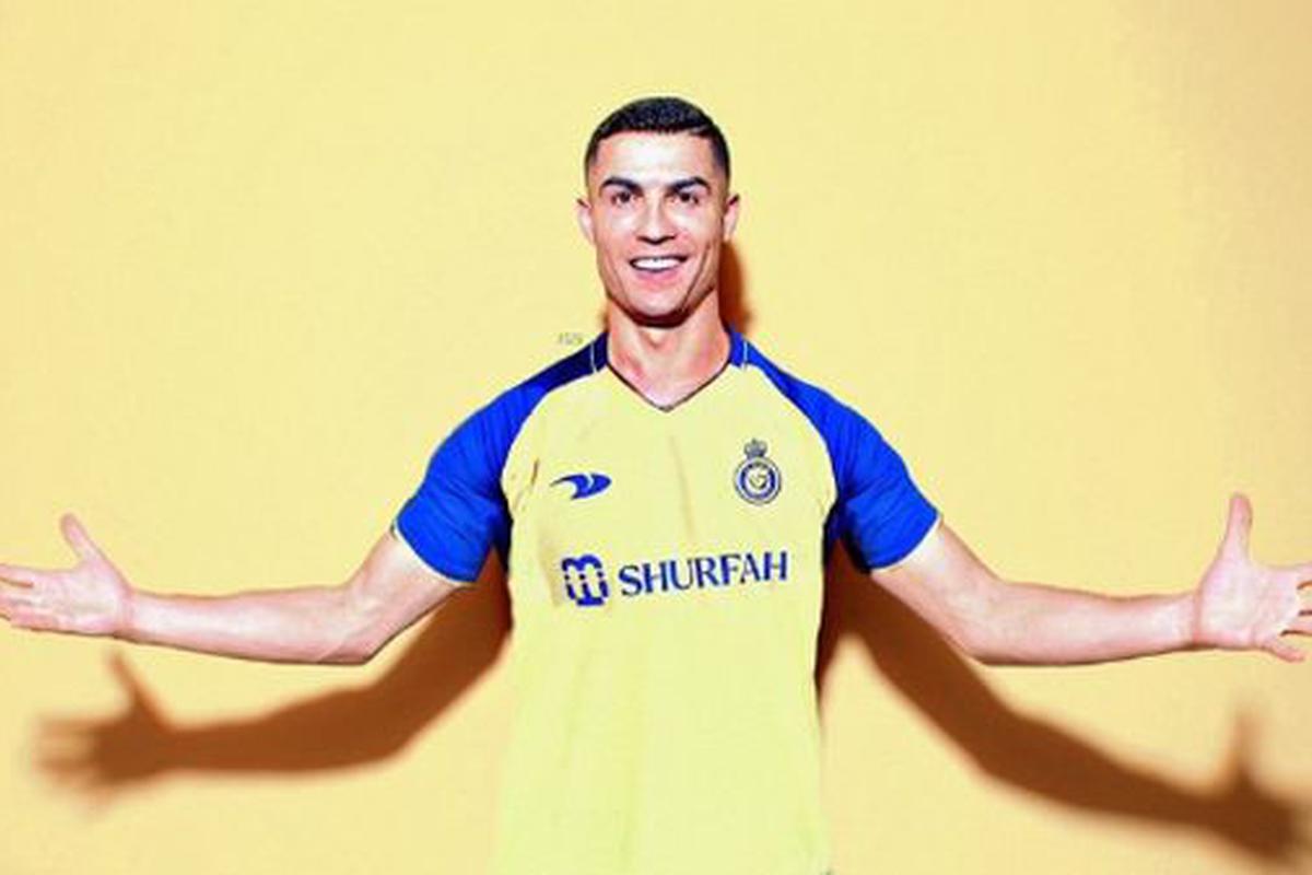 Ronaldo đầu quân cho CLB Al Nassr