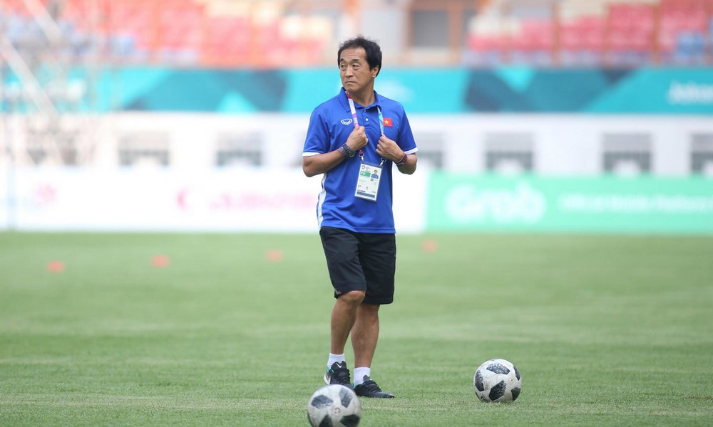 Trợ lý huấn luyện viên Lee Young Jin chia tay đội tuyển Việt Nam