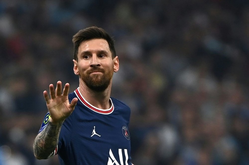 Messi đang phải đối mặt với áp lực lớn tại PSG 